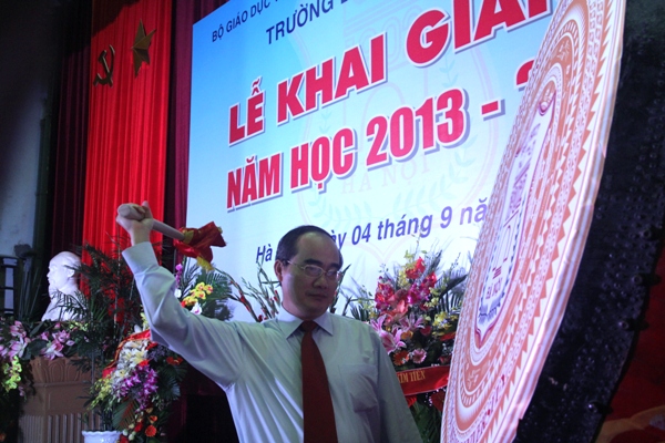 Phó Thủ tướng Nguyễn Thiện Nhân dự Lễ khai giảng năm học mới của Trường Đại học Y Hà Nội